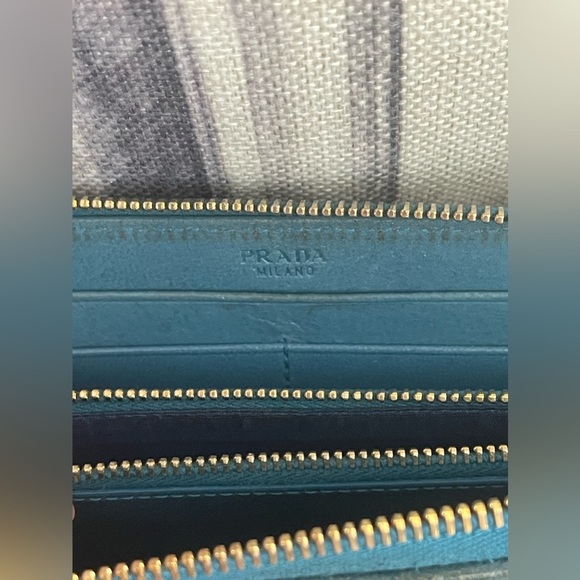 ⭐️COA⭐️PRADA RaRe VINTAGE MADRAS BLUE LONG WALLET⭐️W/Box & card⭐️💯Authentic - Picture 13 of 14